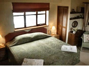 Bishopsdale Oast Bed and Breakfast Ashford  Eksteriør billede