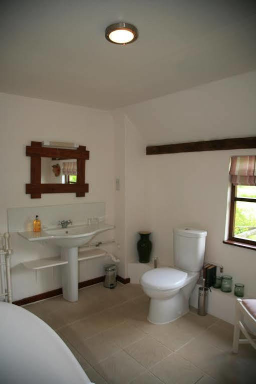 Bishopsdale Oast Bed and Breakfast Ashford  Eksteriør billede
