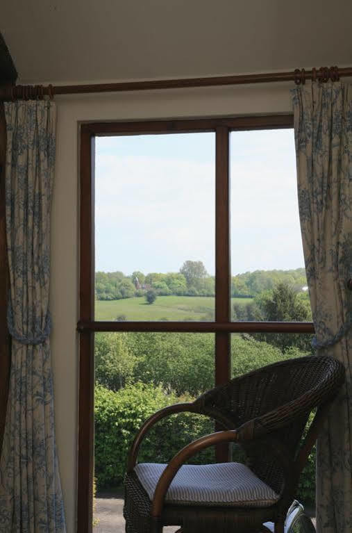 Bishopsdale Oast Bed and Breakfast Ashford  Eksteriør billede